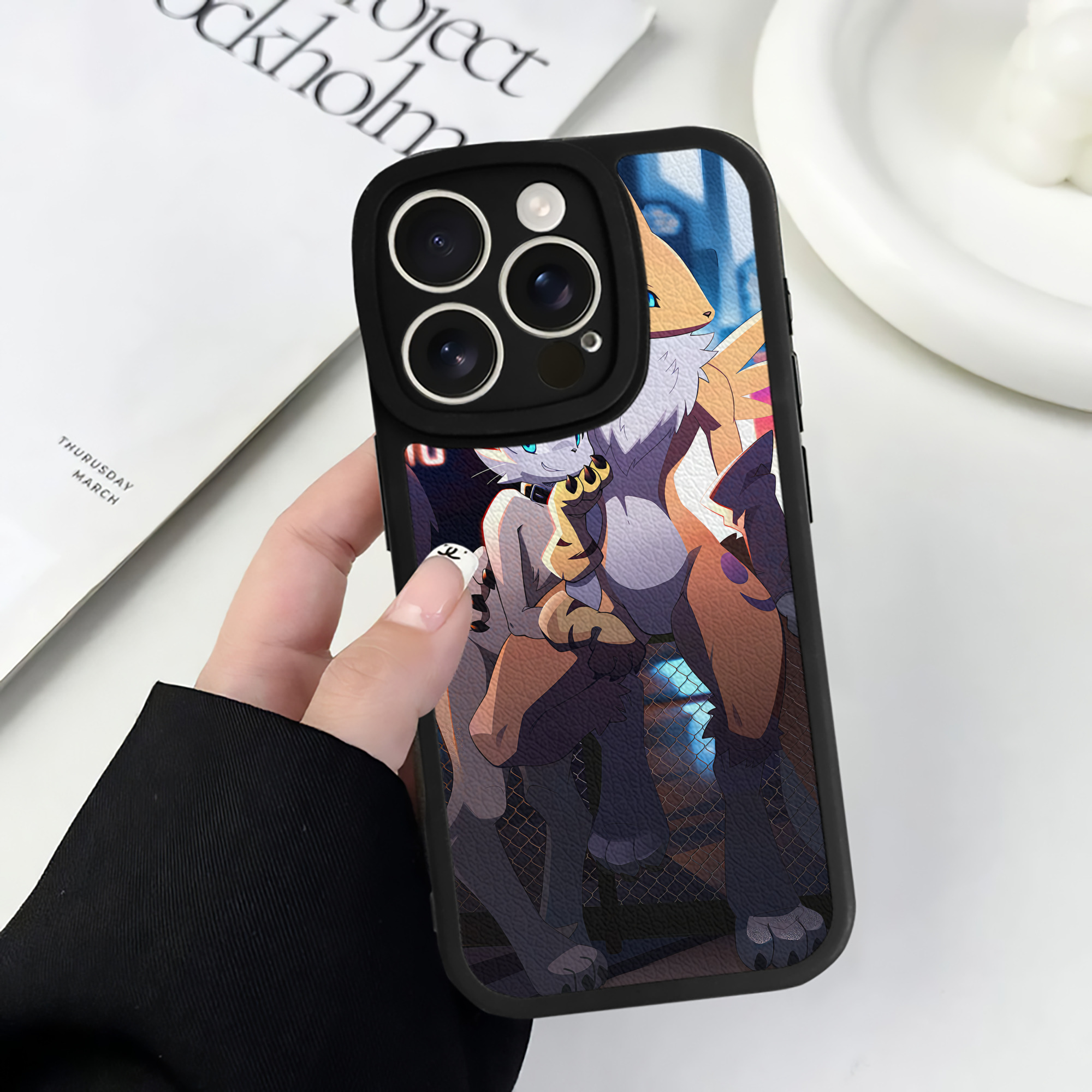 （画像用） Digimon デジタルモンスター/デジモン 【iPhone 16シリーズ対応】シリコンスマホケース（レザー調） 材質：シリコン